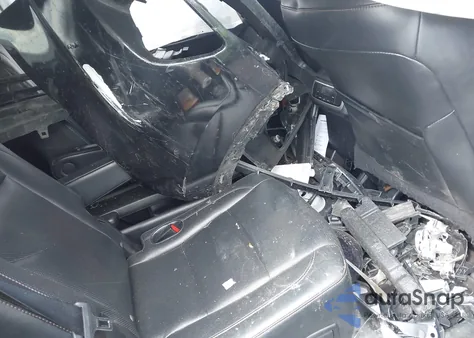 2014 Toyota Highlander Limited/Ltd Platnum z USA, uszkodzony, nr VIN 5TDDKRFH7ES042859